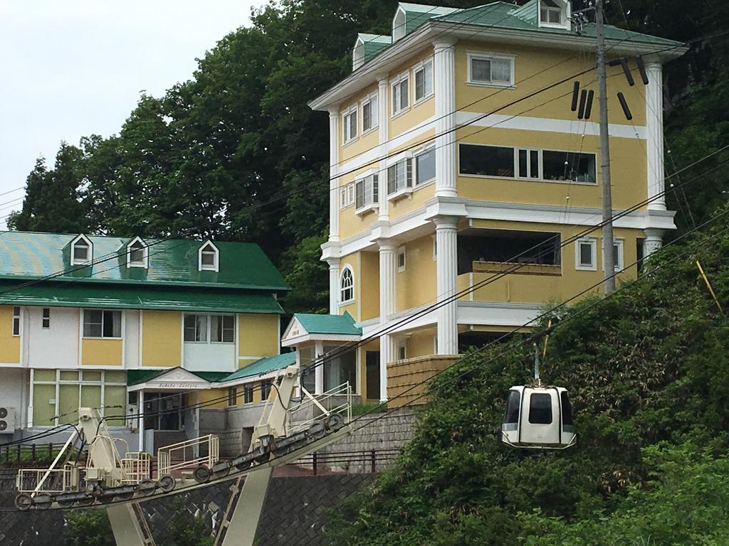 Hotel Bonfire Hakuba Esterno foto