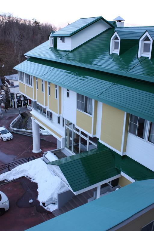 Hotel Bonfire Hakuba Esterno foto
