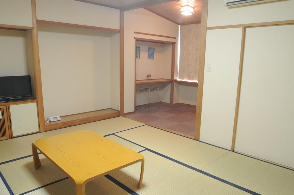 Hotel Bonfire Hakuba Esterno foto